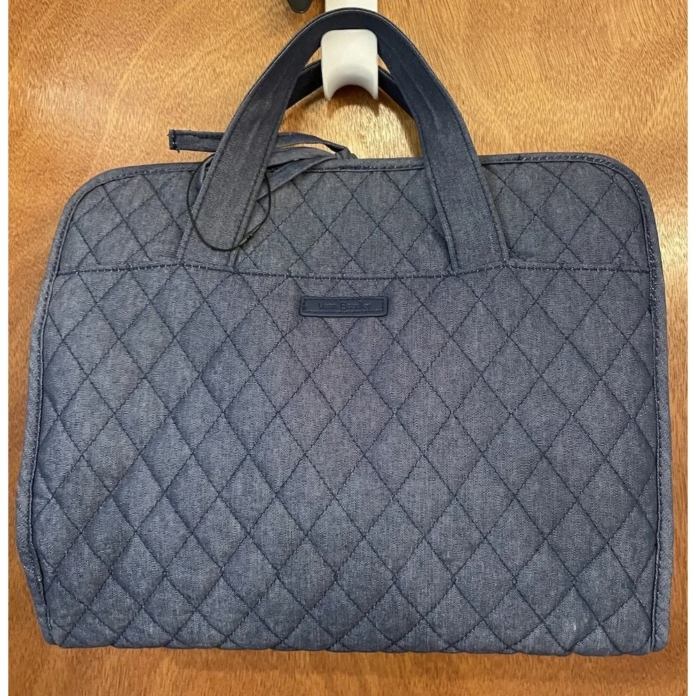 Vera Bradley Hanging Travel Organizer Cosmetics Quilted Bag Denim Blue Jean
